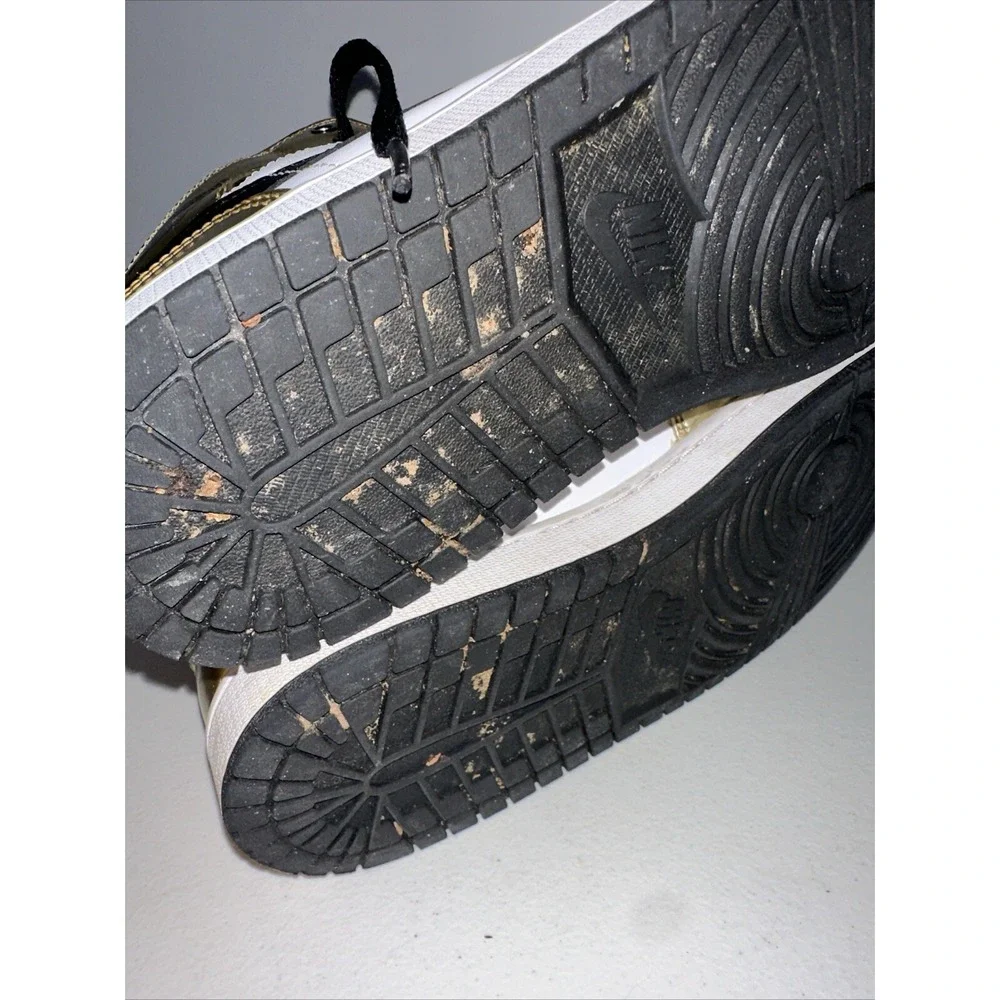 Jordan 1 Mid SE Men's Size 8.5 - Metallic Gold With Box Shoes Sneakers‎